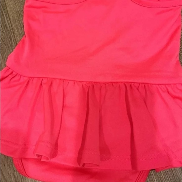 Posh peanut neon pink twirl
